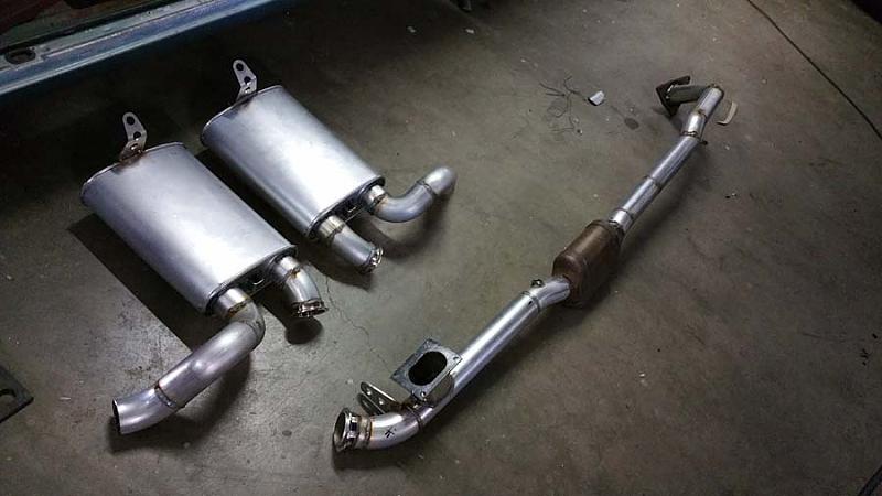 V8 HHR Build-exhaust-1.jpg